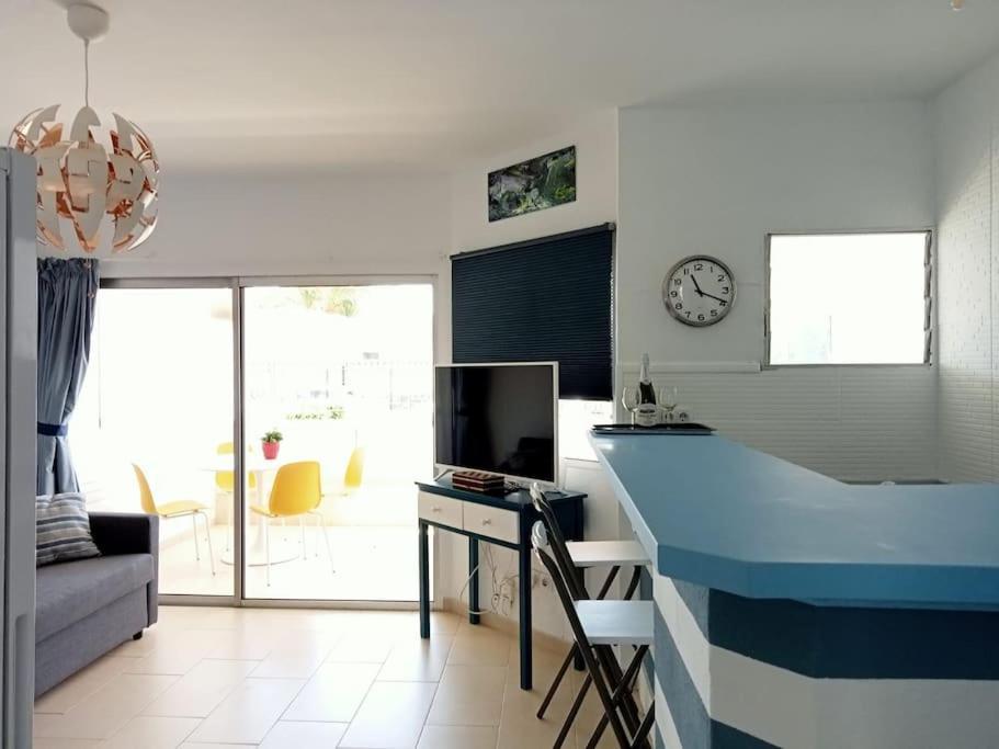 Apartment With Large Terrace, 10 Meters From Playa De Las Burras San Bartolomé Exterior photo